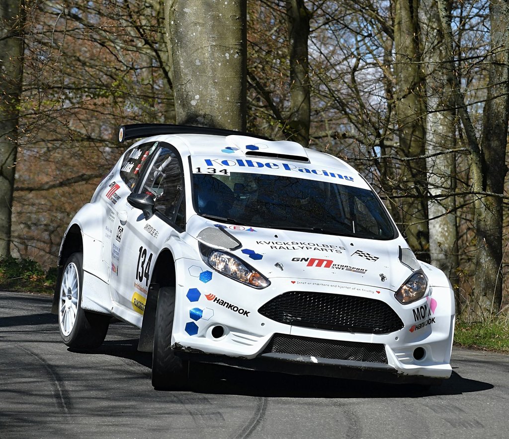 Kenneth Kolbe og Jeannette Kvick fik drømmen udløst i den lejede Ford Fiesta R5, som de kørte til en samlet tredjeplads i årets ”Lille Mats“ med 135 startende biler
(Foto: MD/autoMOTIV - specialpress@gmail.com)